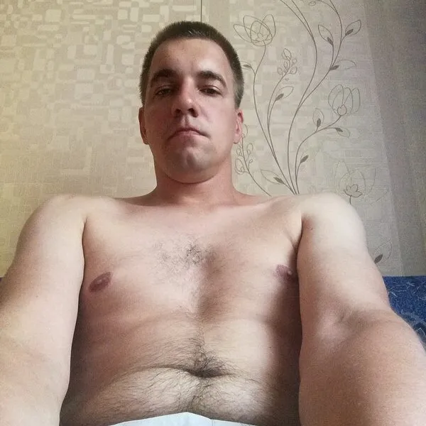 Артём